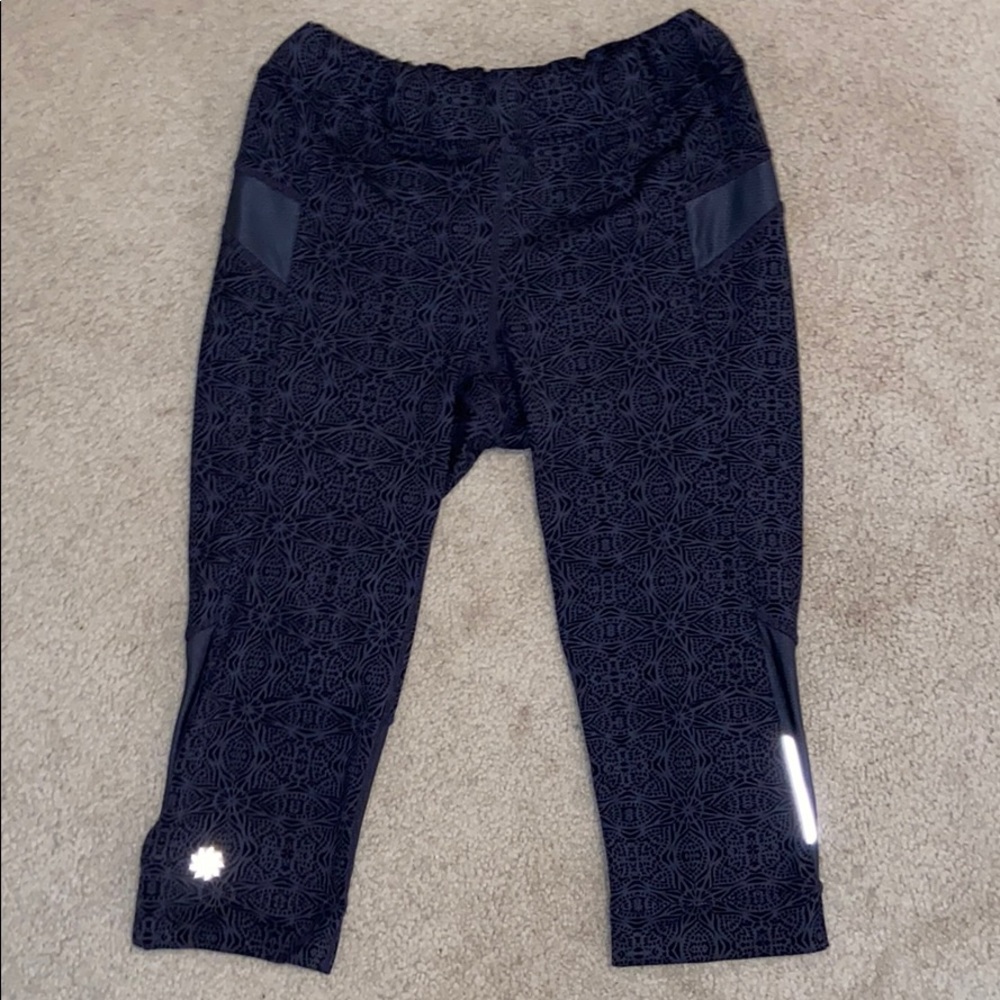Like New Athleta Size Small Running Knickers